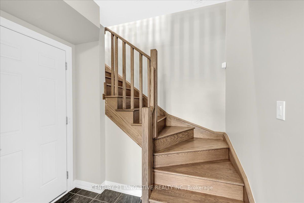 9 Granville Crescent Property Photo 6