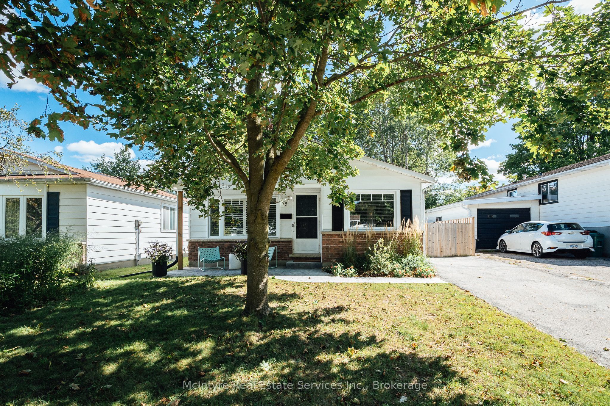78 Helene Crescent Property Photo 1