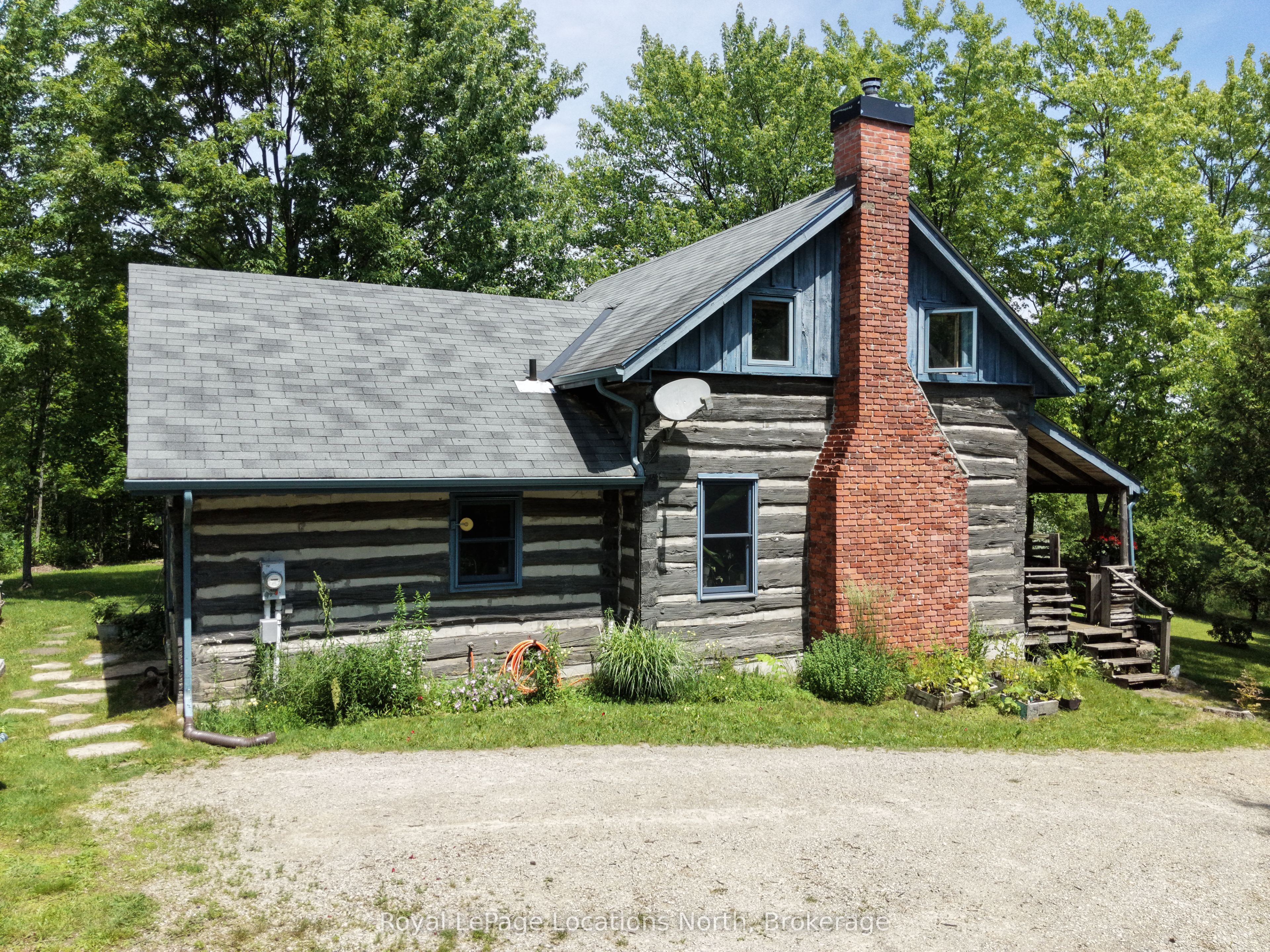 131 Amik Court Property Photo 1