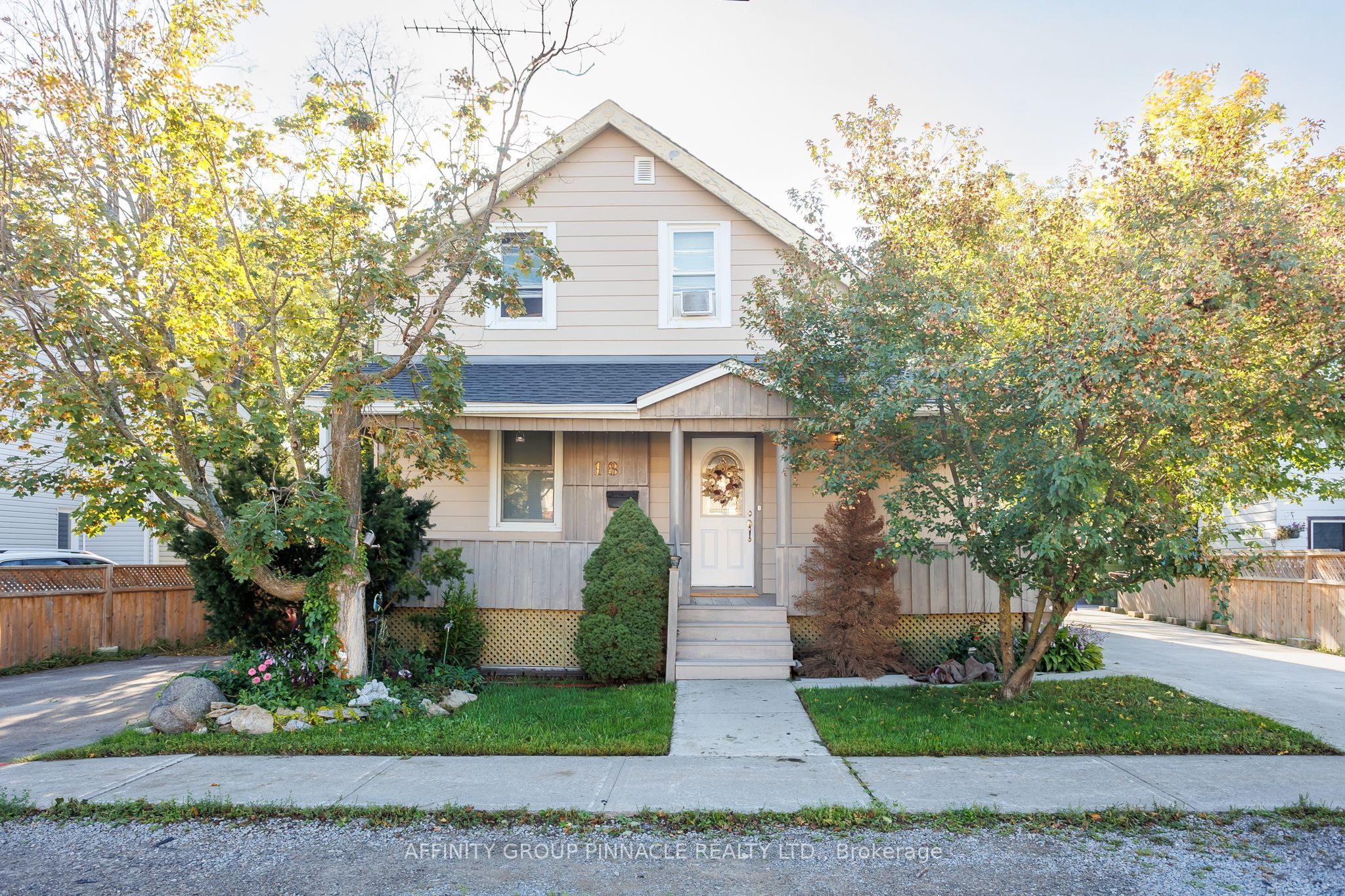 18 Clifton Street Property Photo 1