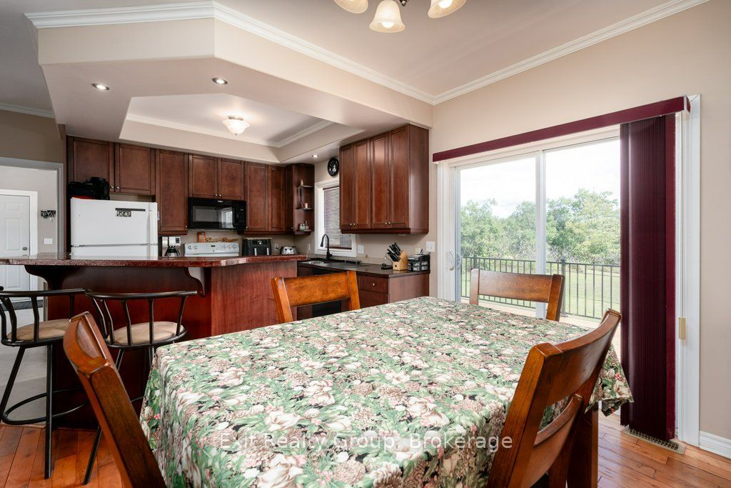 10435 Highway 41 Property Photo 10