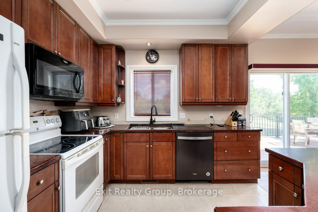 10435 Highway 41 Property Photo 13