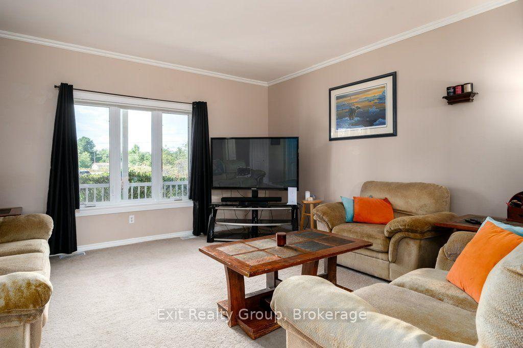 10435 Highway 41 Property Photo 16