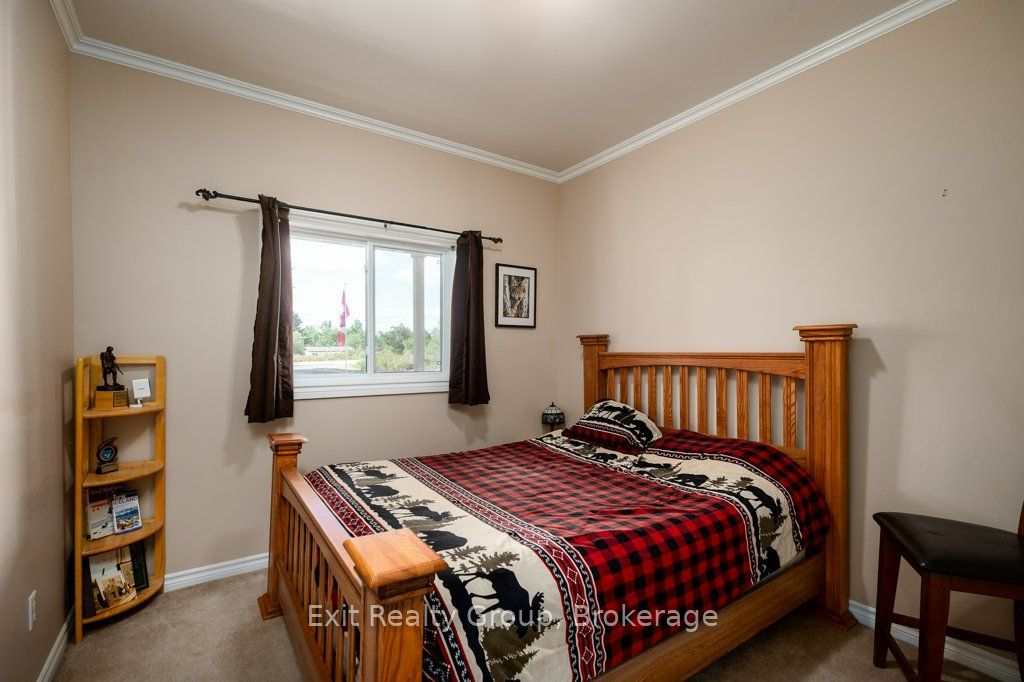 10435 Highway 41 Property Photo 21