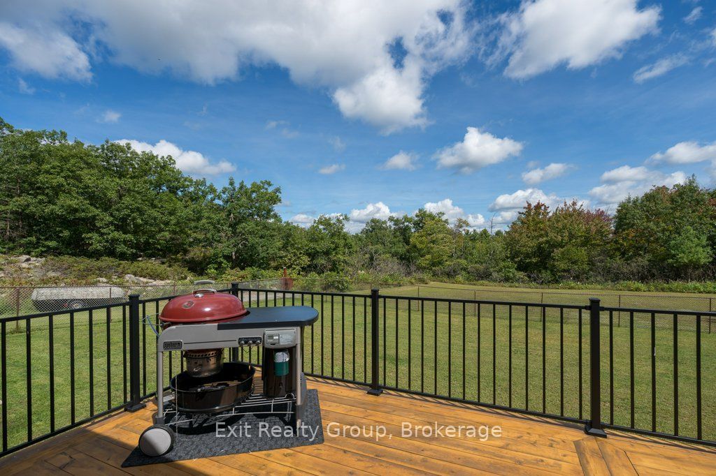 10435 Highway 41 Property Photo 44