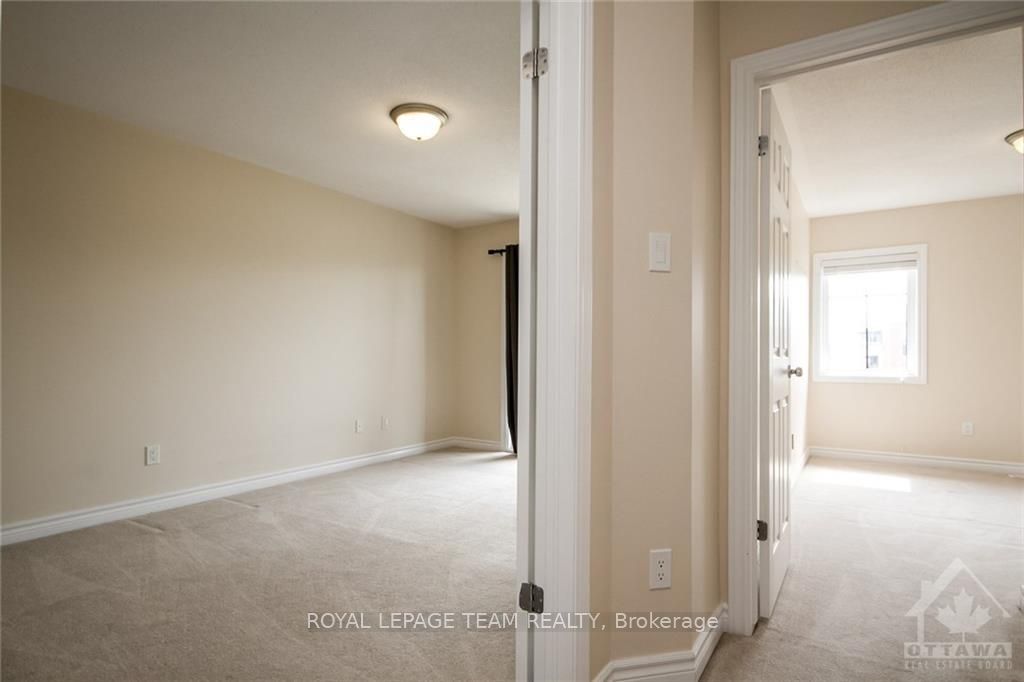 148 Lindenshade Drive B Property Photo 16