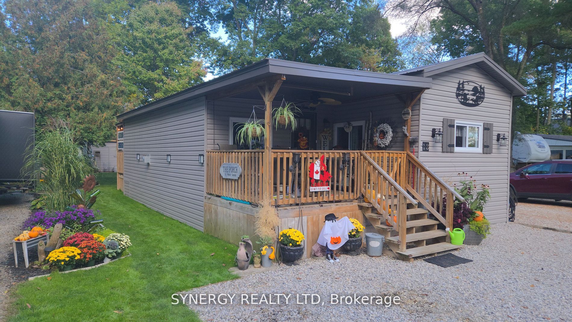 24749 Park Street Property Photo 1