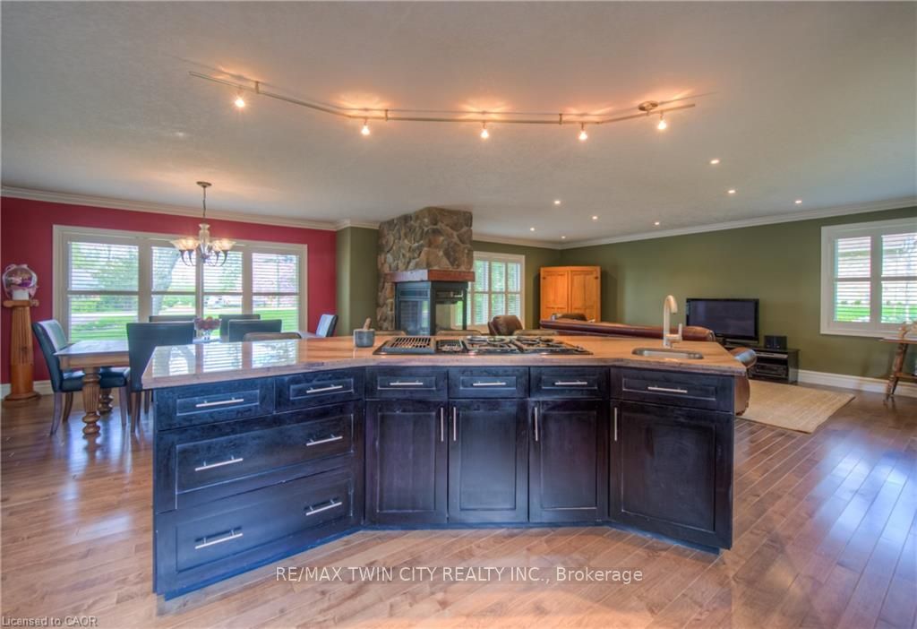 145 Riverbank Drive Property Photo 14