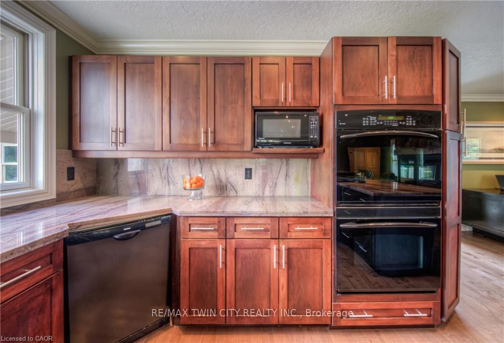 145 Riverbank Drive Property Photo 16
