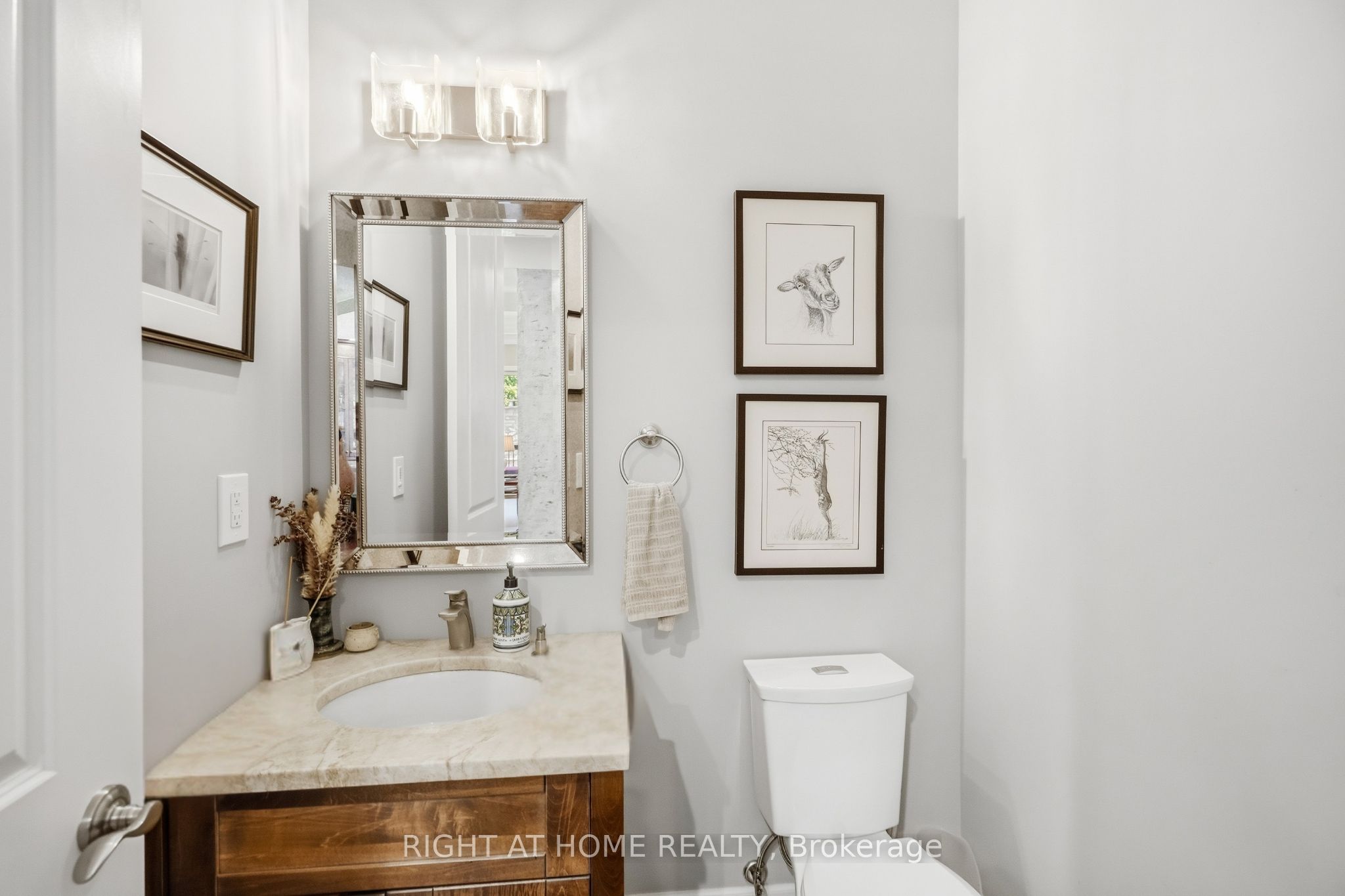 411 Nassau Street Property Photo 22
