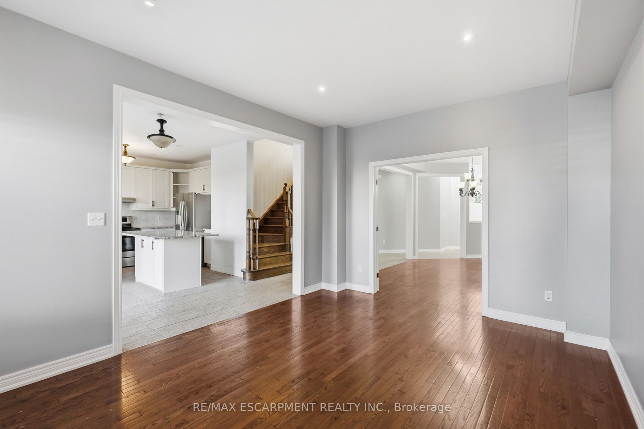 84 Deerborn Drive Property Photo 12