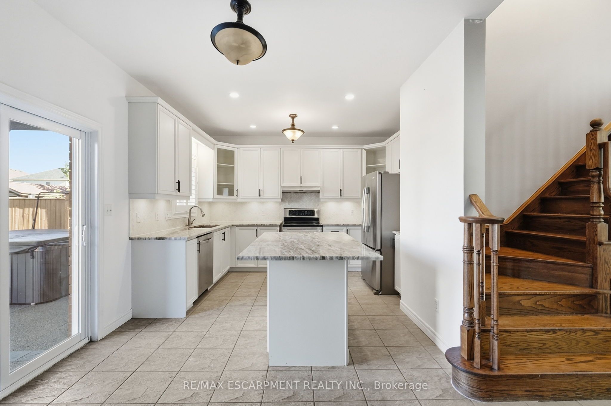 84 Deerborn Drive Property Photo 15