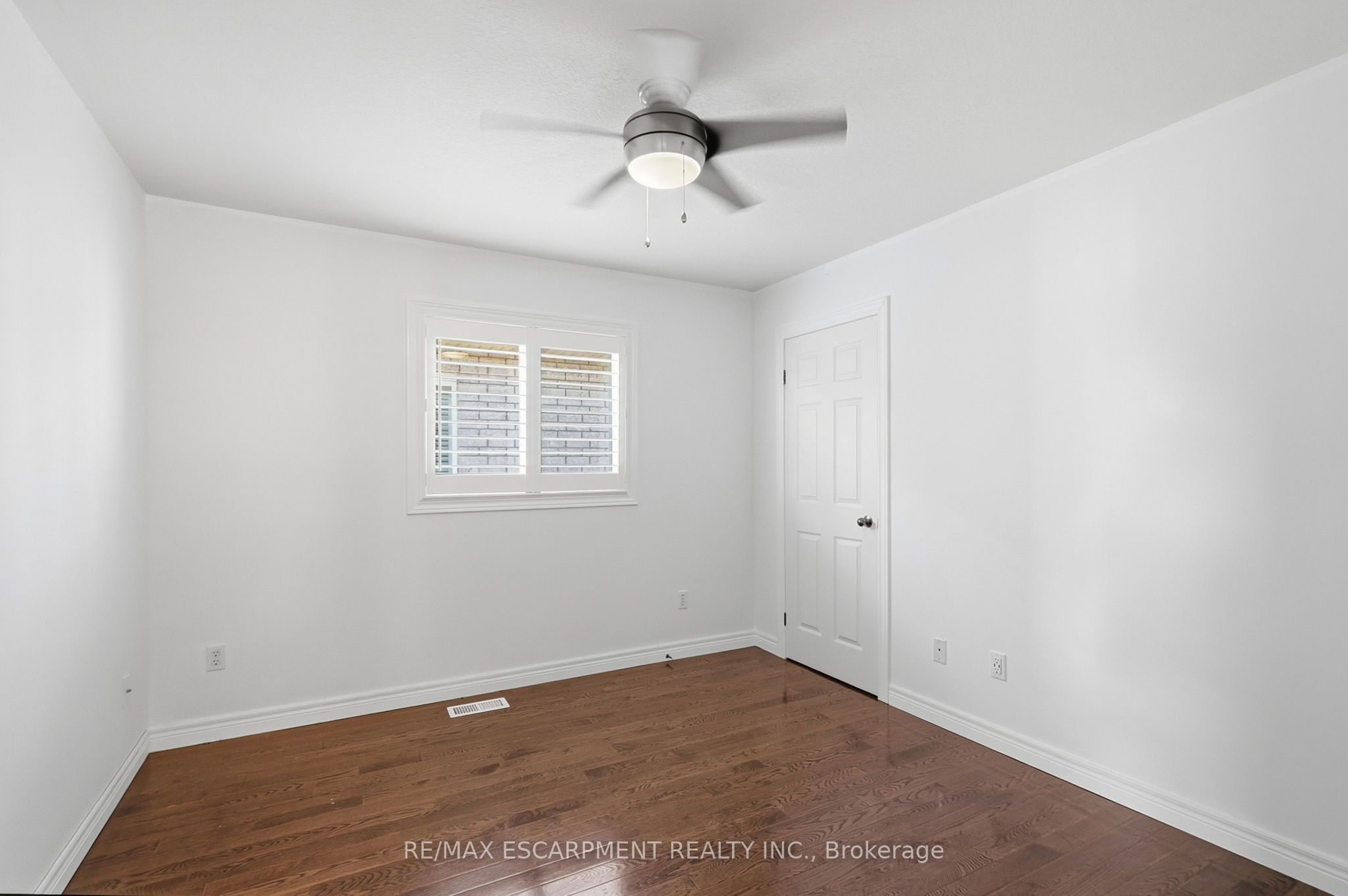 84 Deerborn Drive Property Photo 29