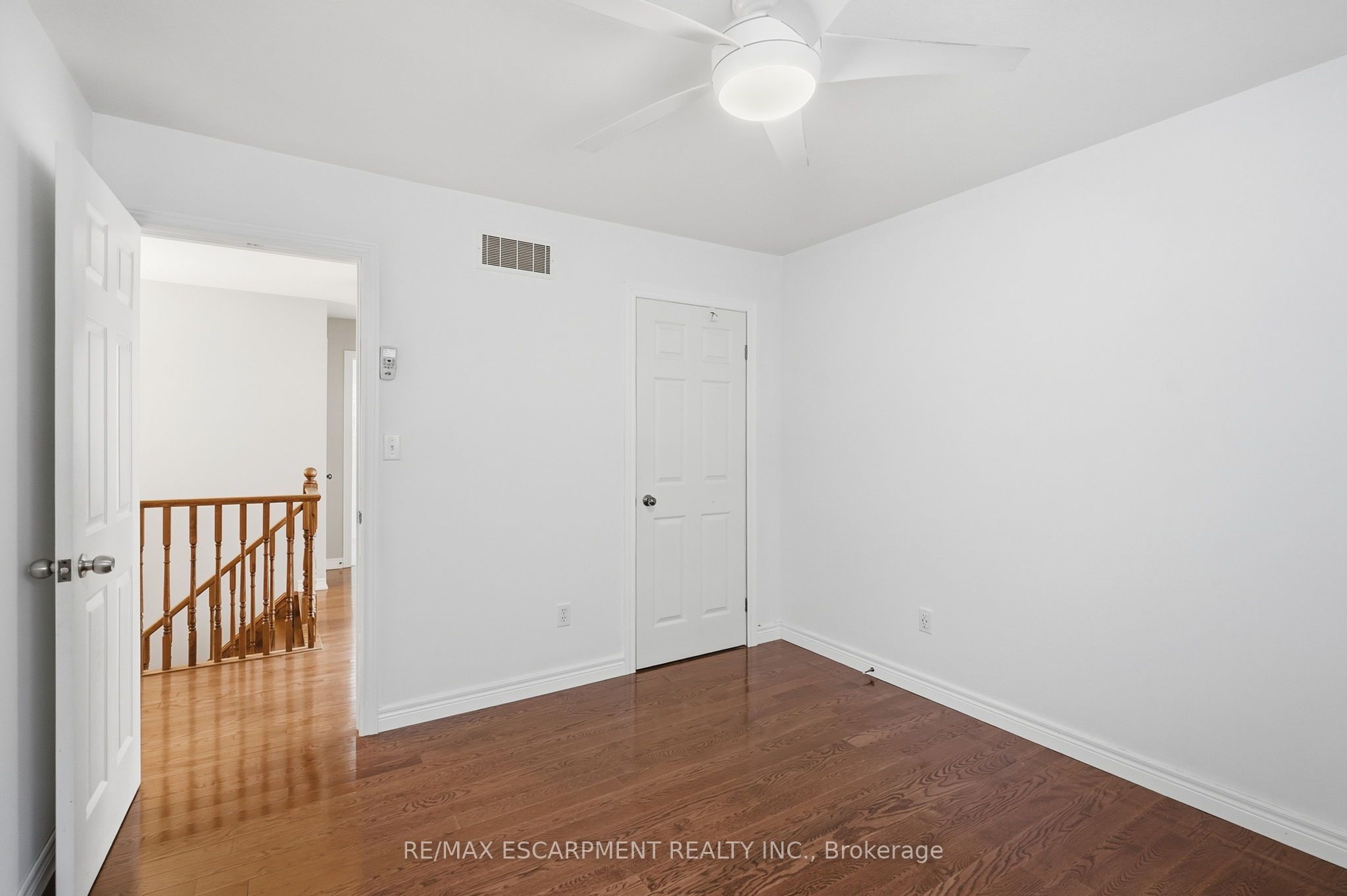 84 Deerborn Drive Property Photo 30