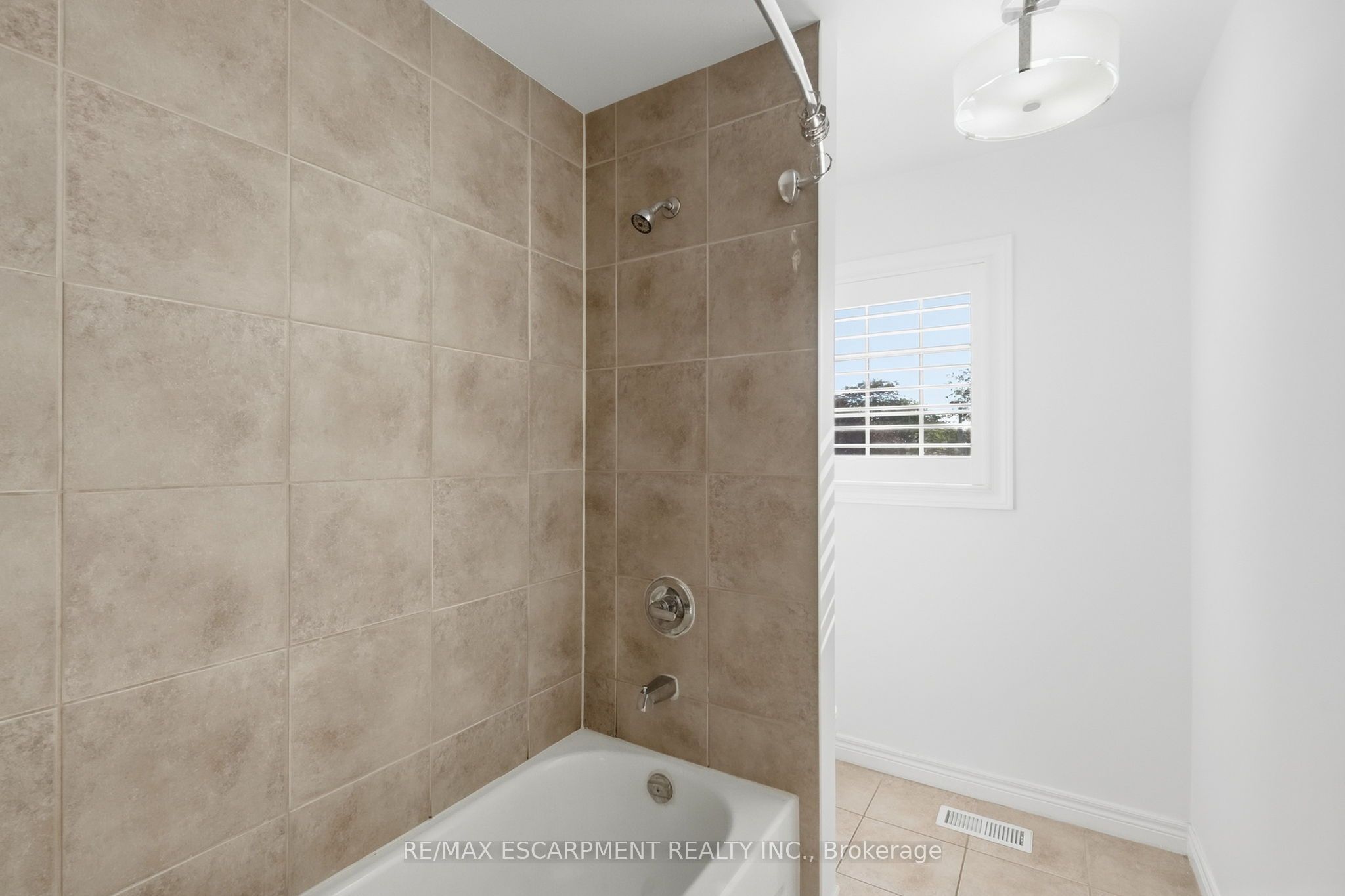 84 Deerborn Drive Property Photo 36