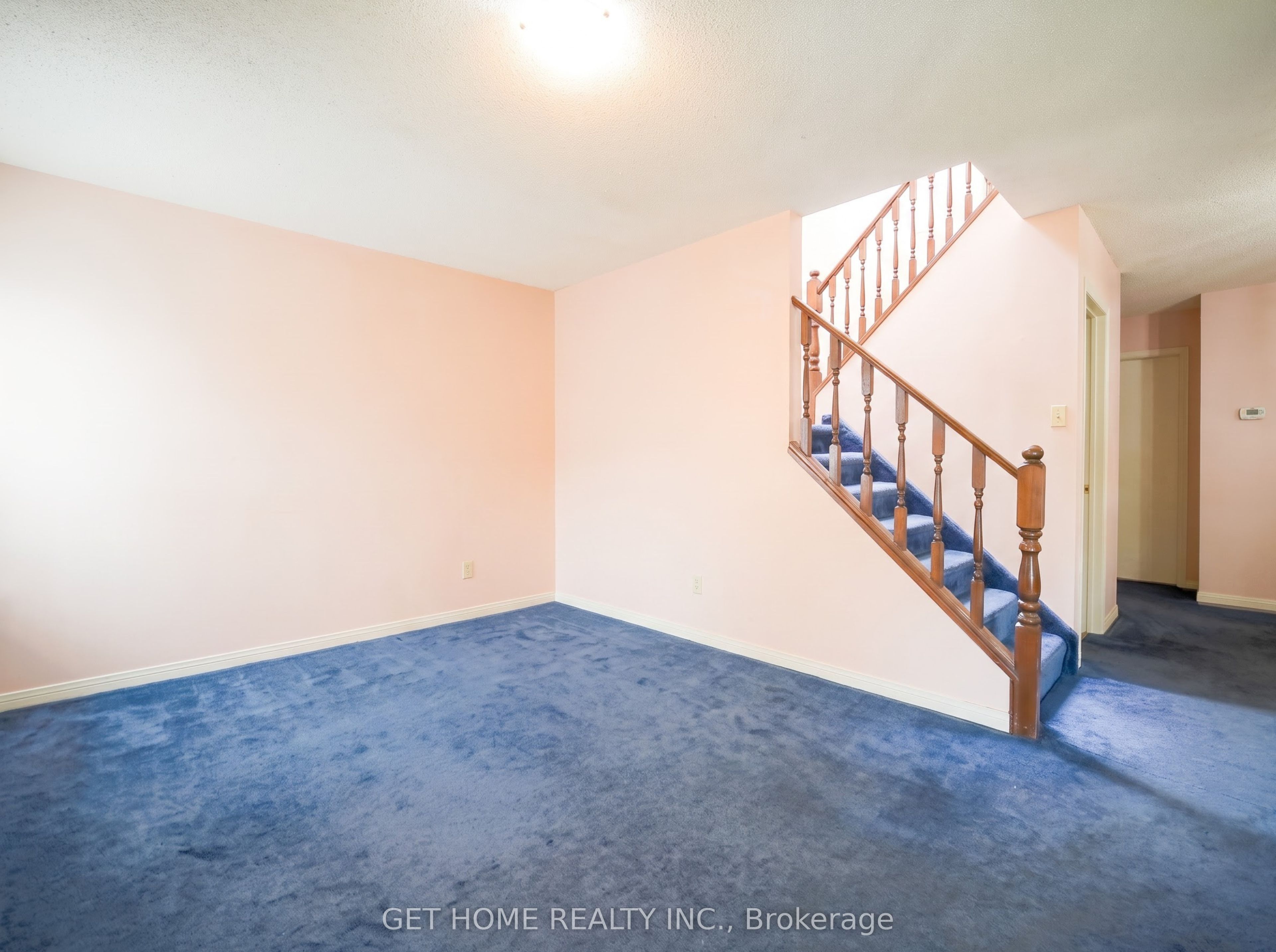 743 Millbank Drive Property Photo 7