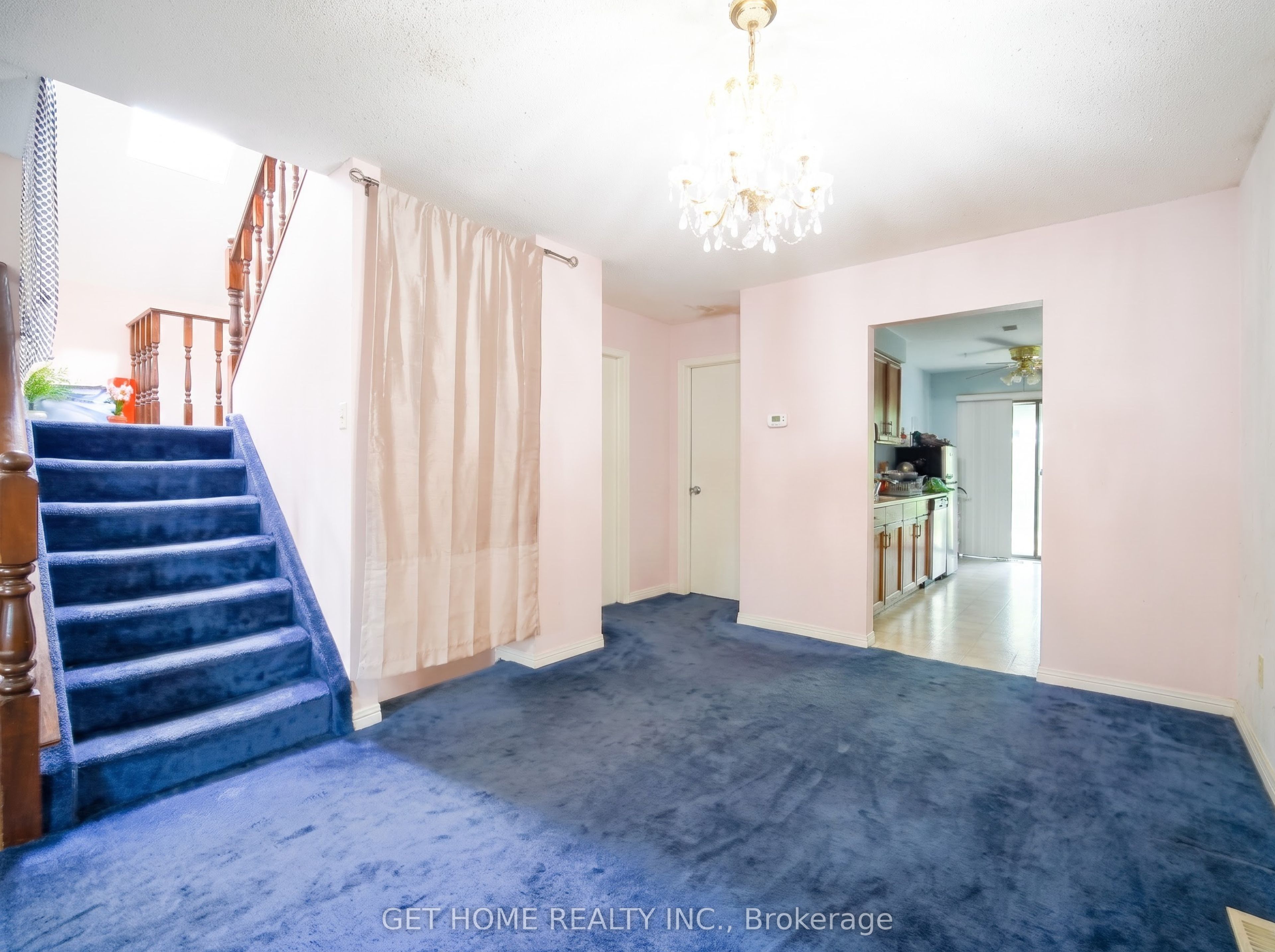 743 Millbank Drive Property Photo 10