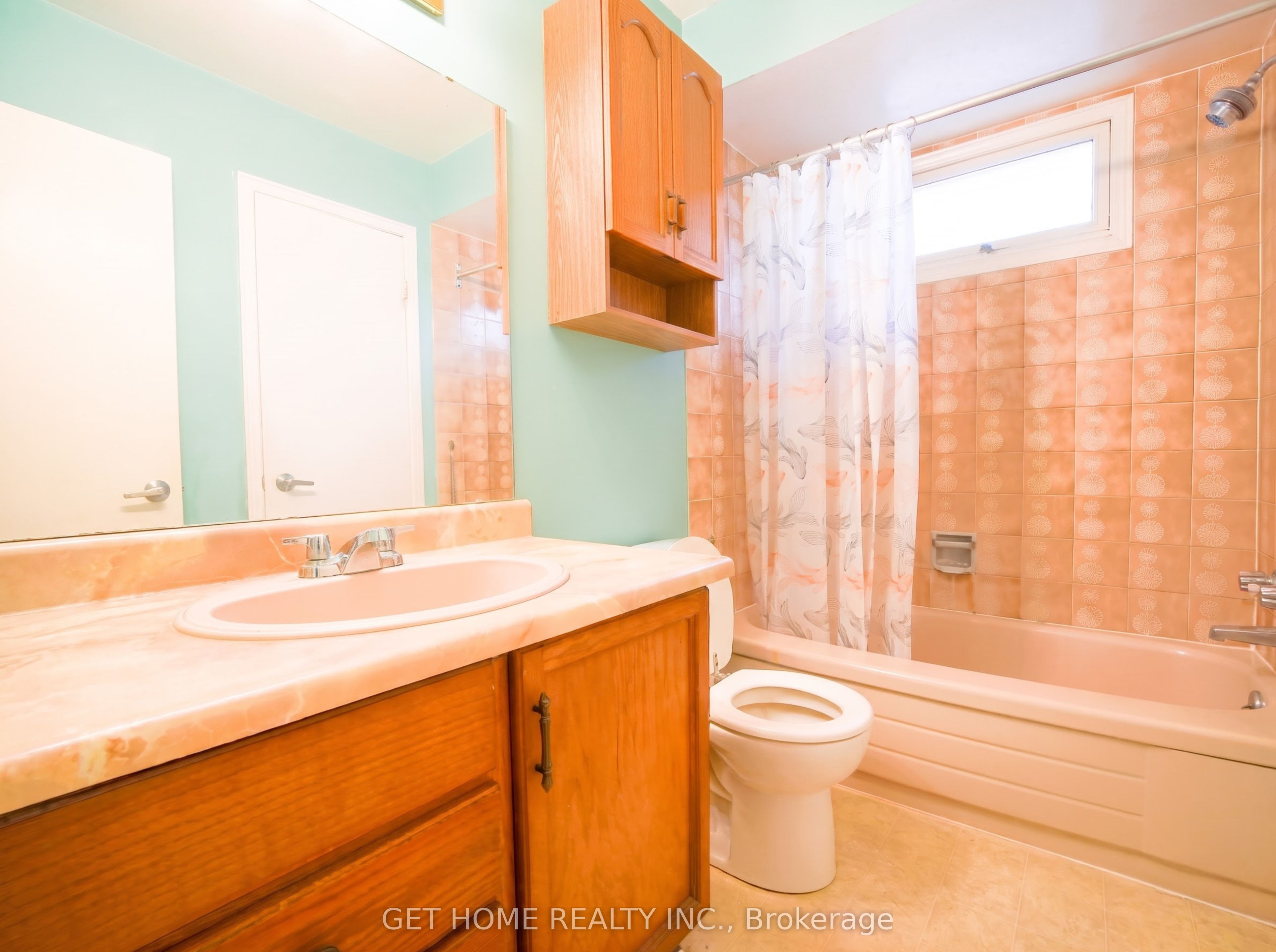 743 Millbank Drive Property Photo 16
