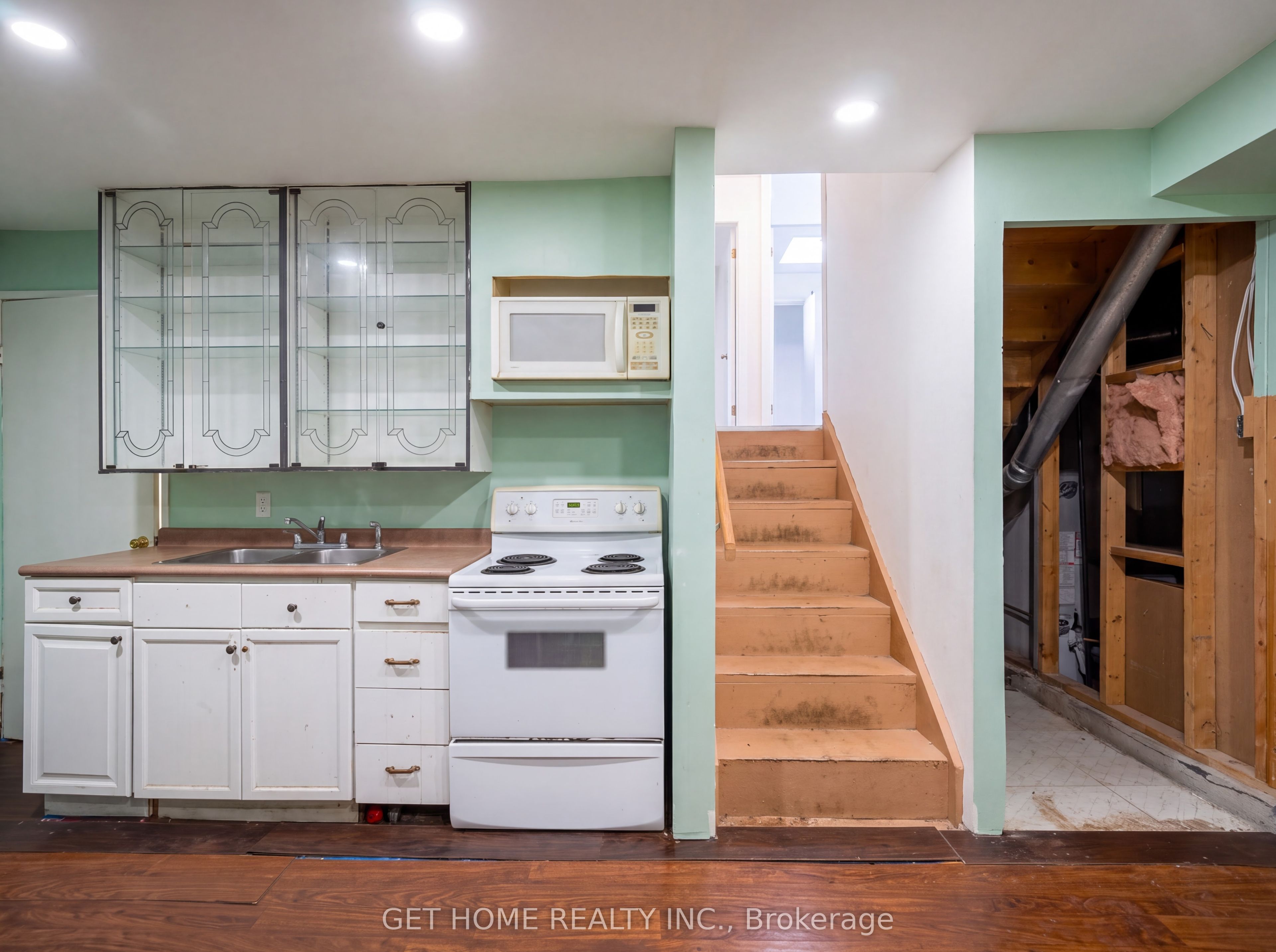 743 Millbank Drive Property Photo 31