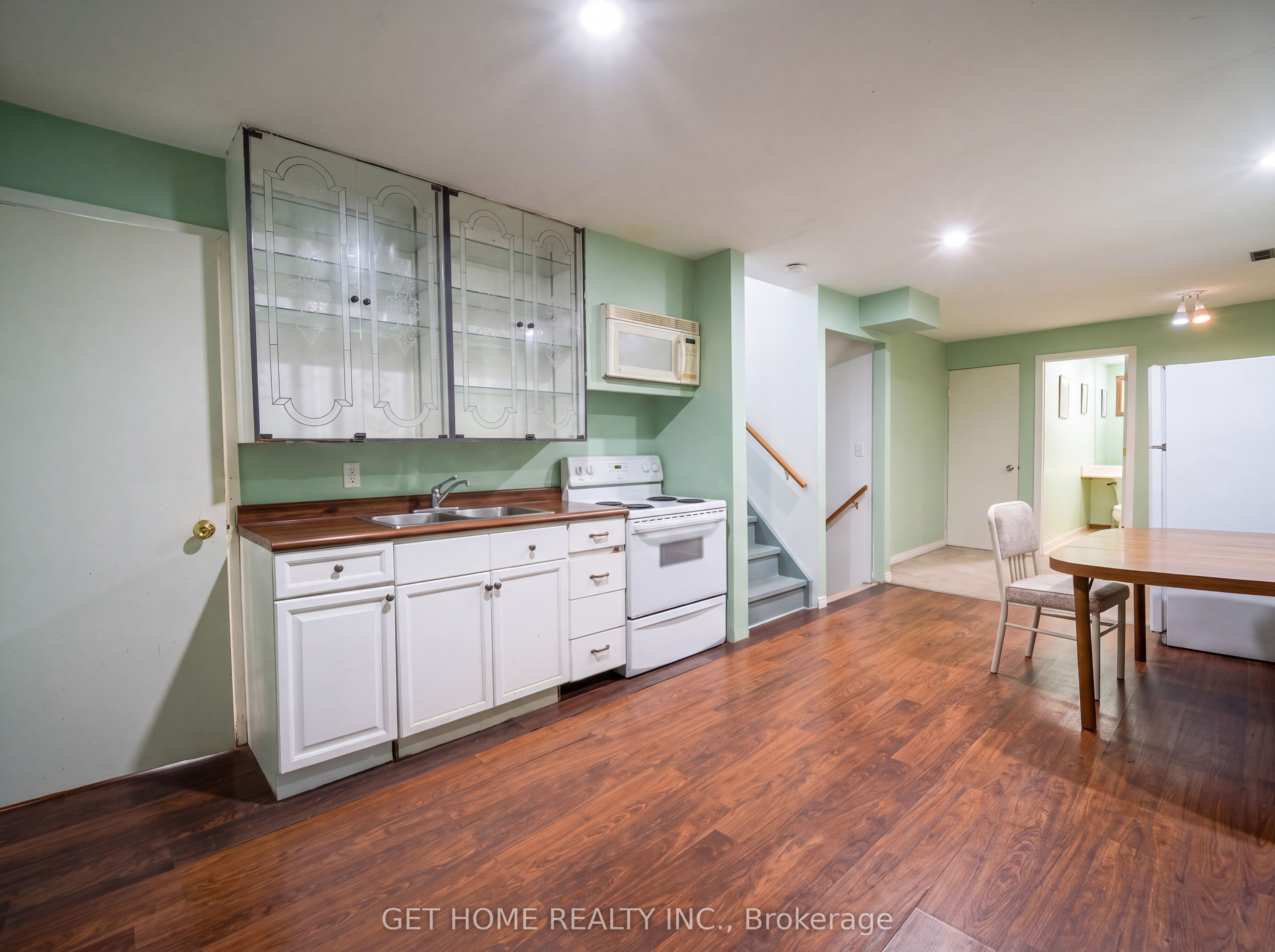 743 Millbank Drive Property Photo 32