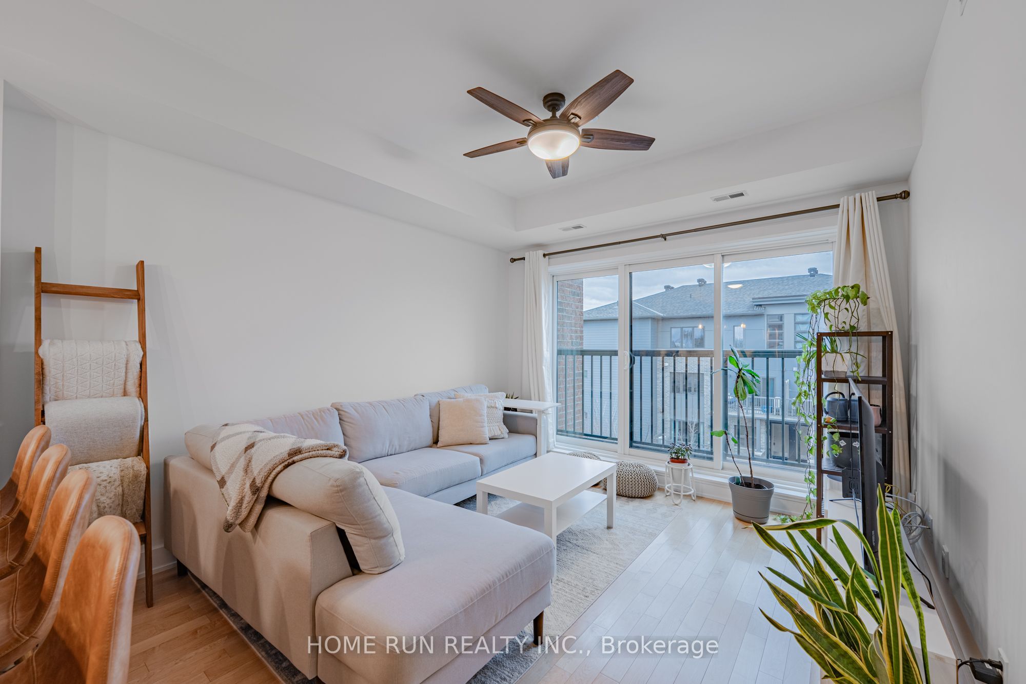 615 Longfields Drive 312 Property Photo 5