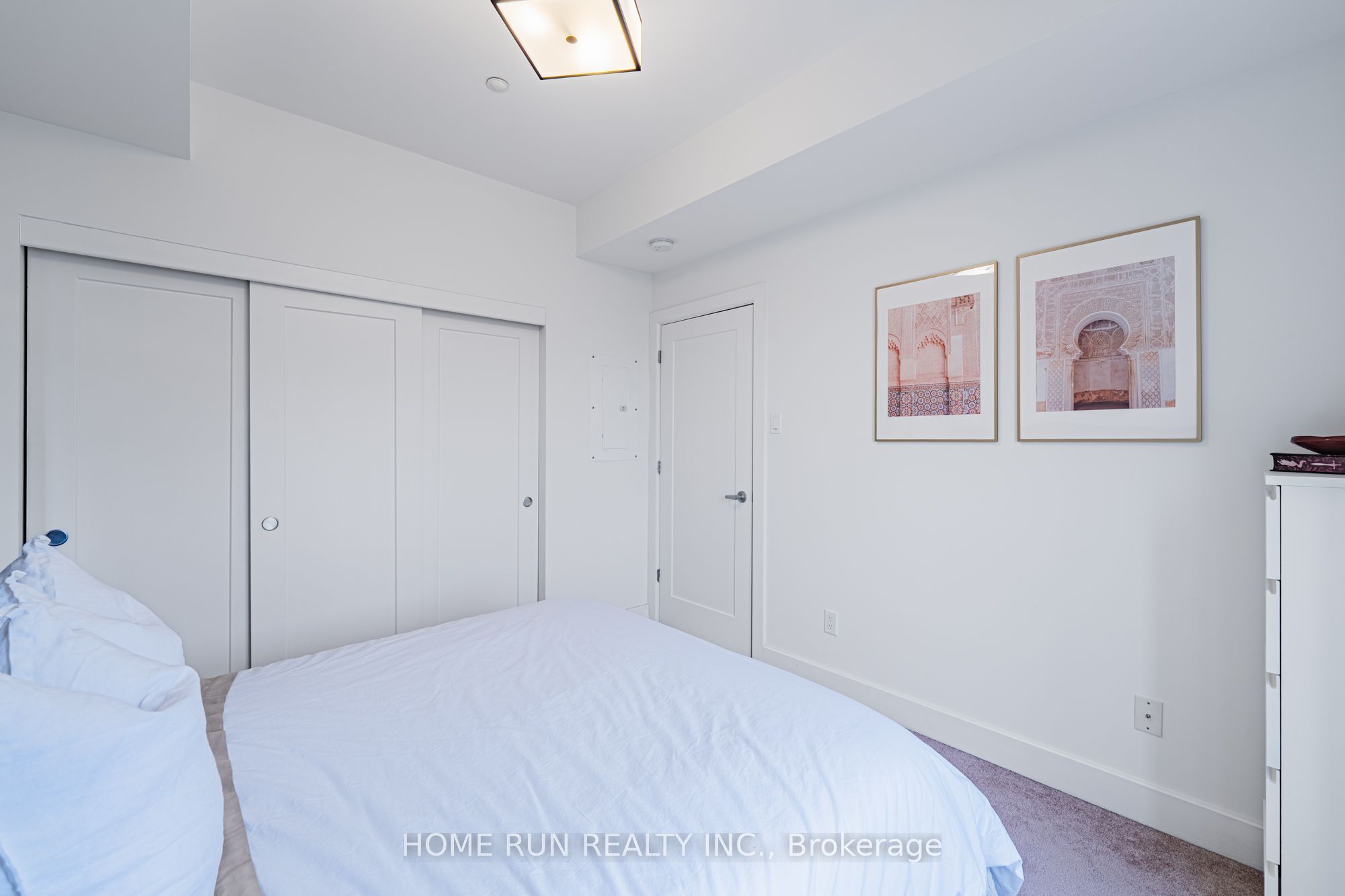 615 Longfields Drive 312 Property Photo 14