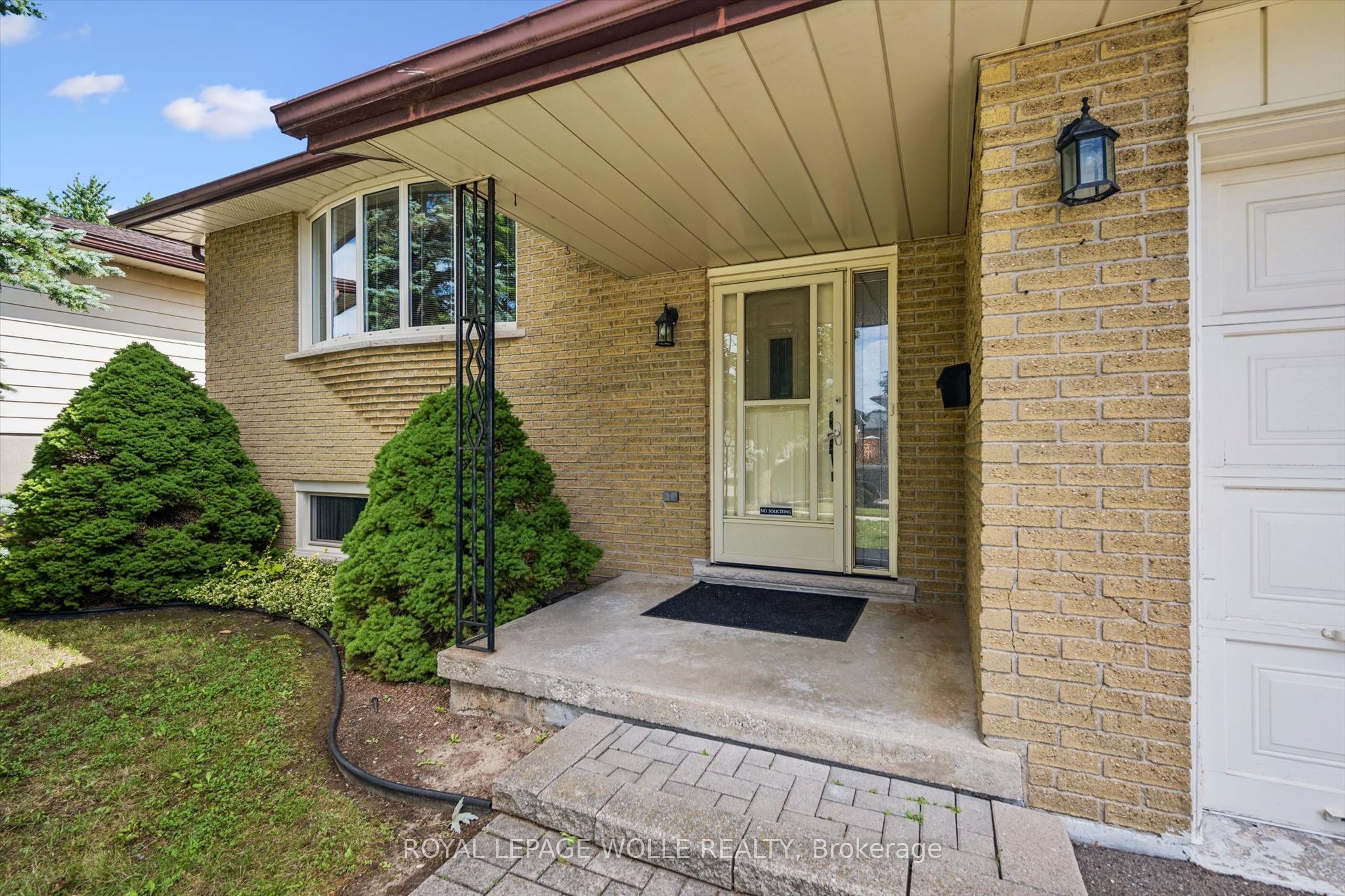 309 Toll Gate Boulevard Property Photo 2