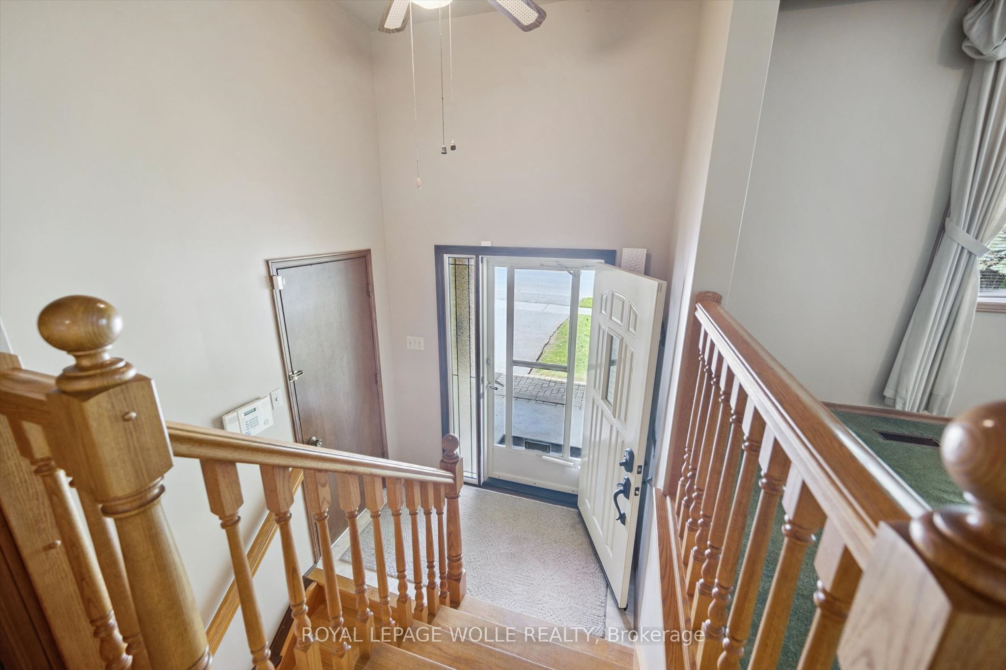 309 Toll Gate Boulevard Property Photo 3