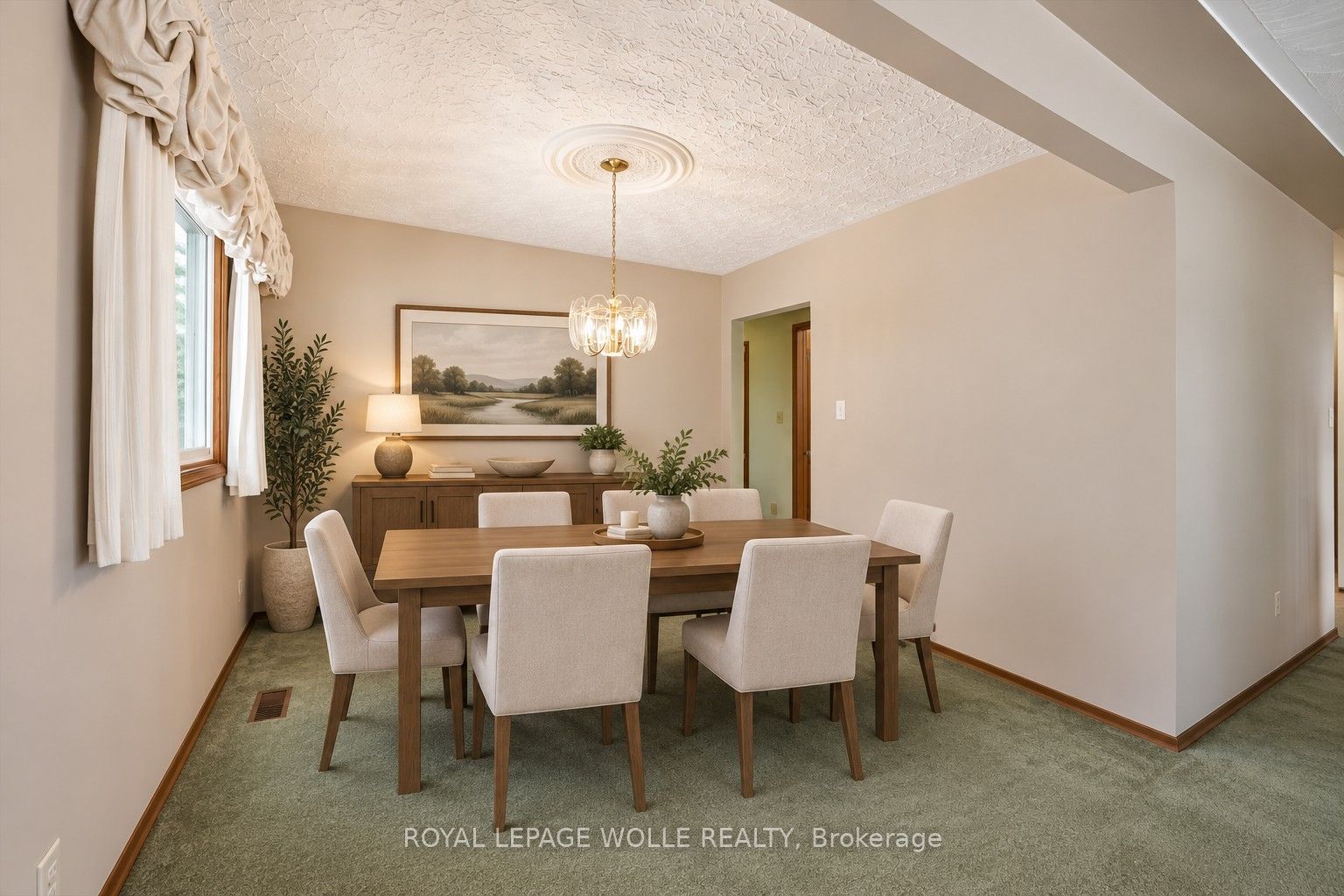 309 Toll Gate Boulevard Property Photo 10