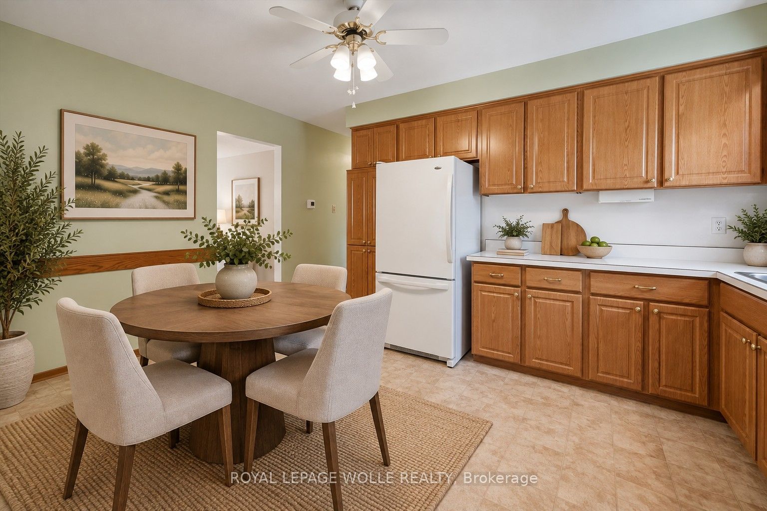 309 Toll Gate Boulevard Property Photo 13
