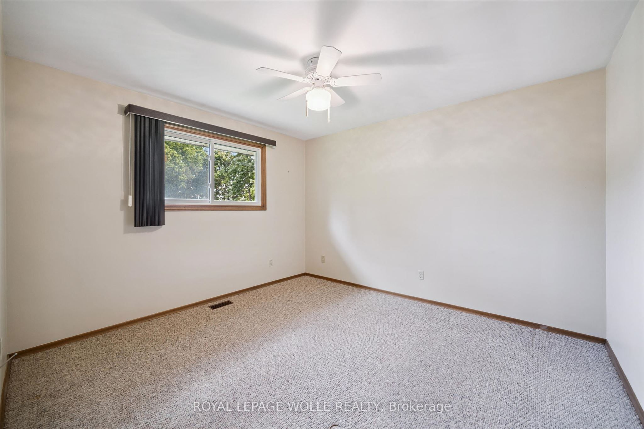 309 Toll Gate Boulevard Property Photo 21