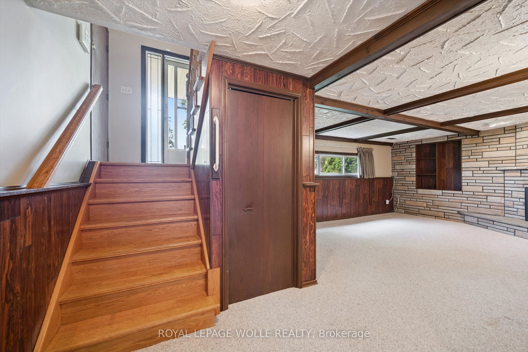 309 Toll Gate Boulevard Property Photo 25