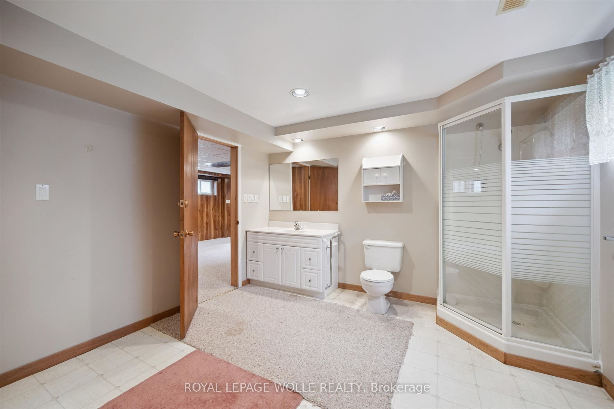 309 Toll Gate Boulevard Property Photo 36