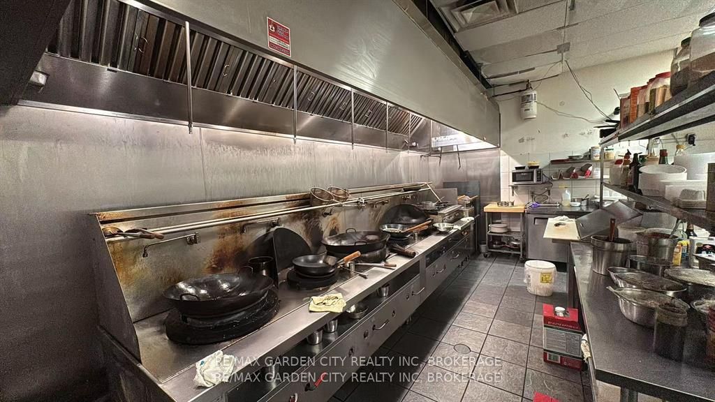 100 Fourth Avenue 7 Property Photo 1
