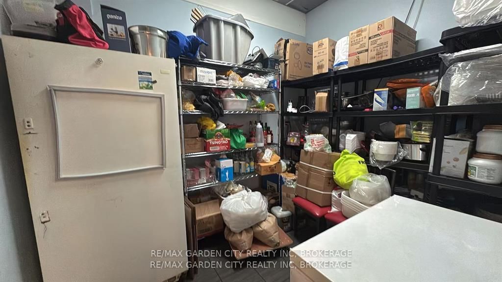 100 Fourth Avenue 7 Property Photo 8