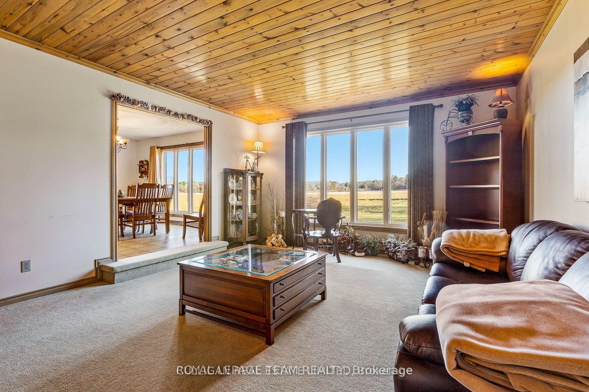 2315 Styles Side Road Property Photo 7