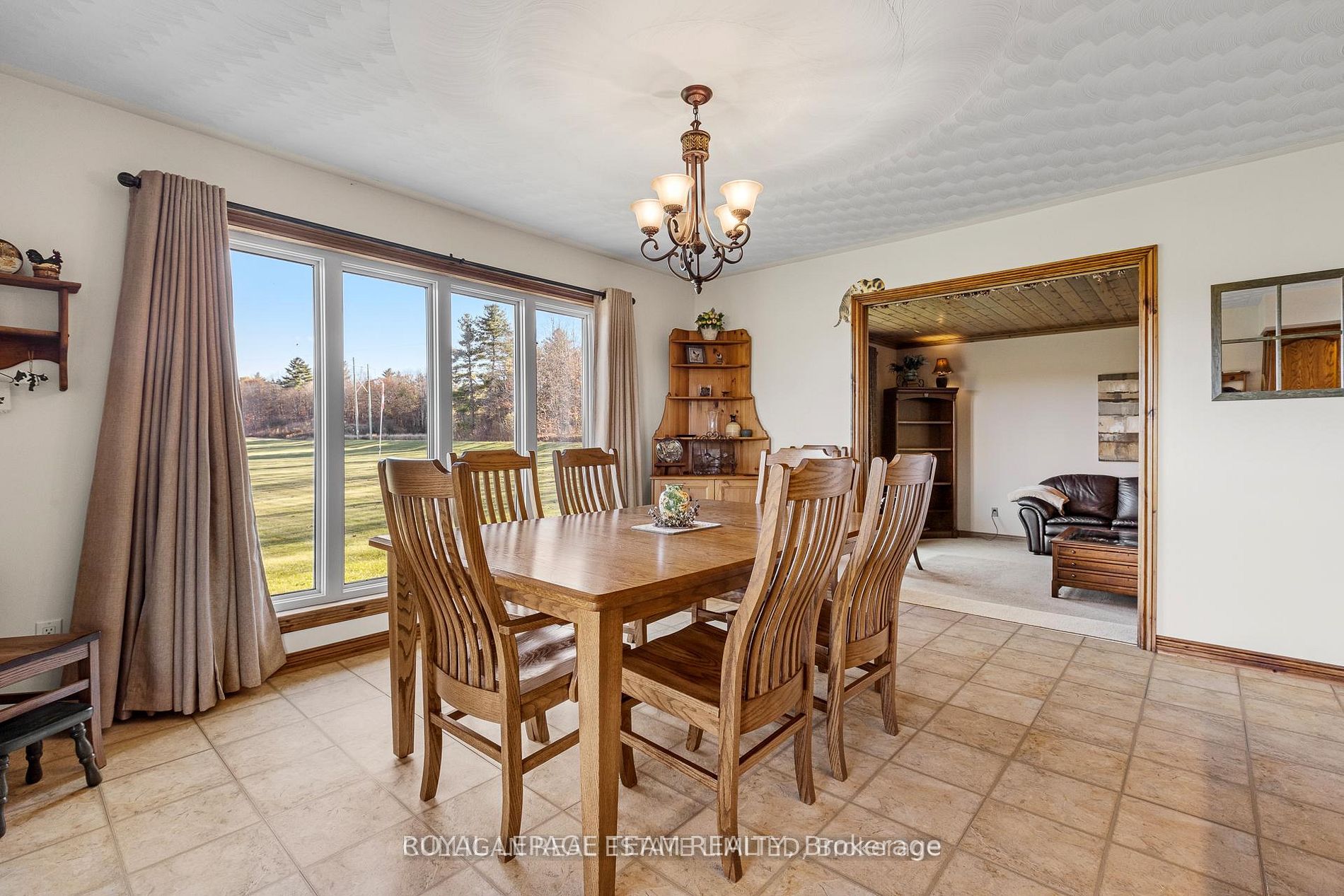 2315 Styles Side Road Property Photo 13
