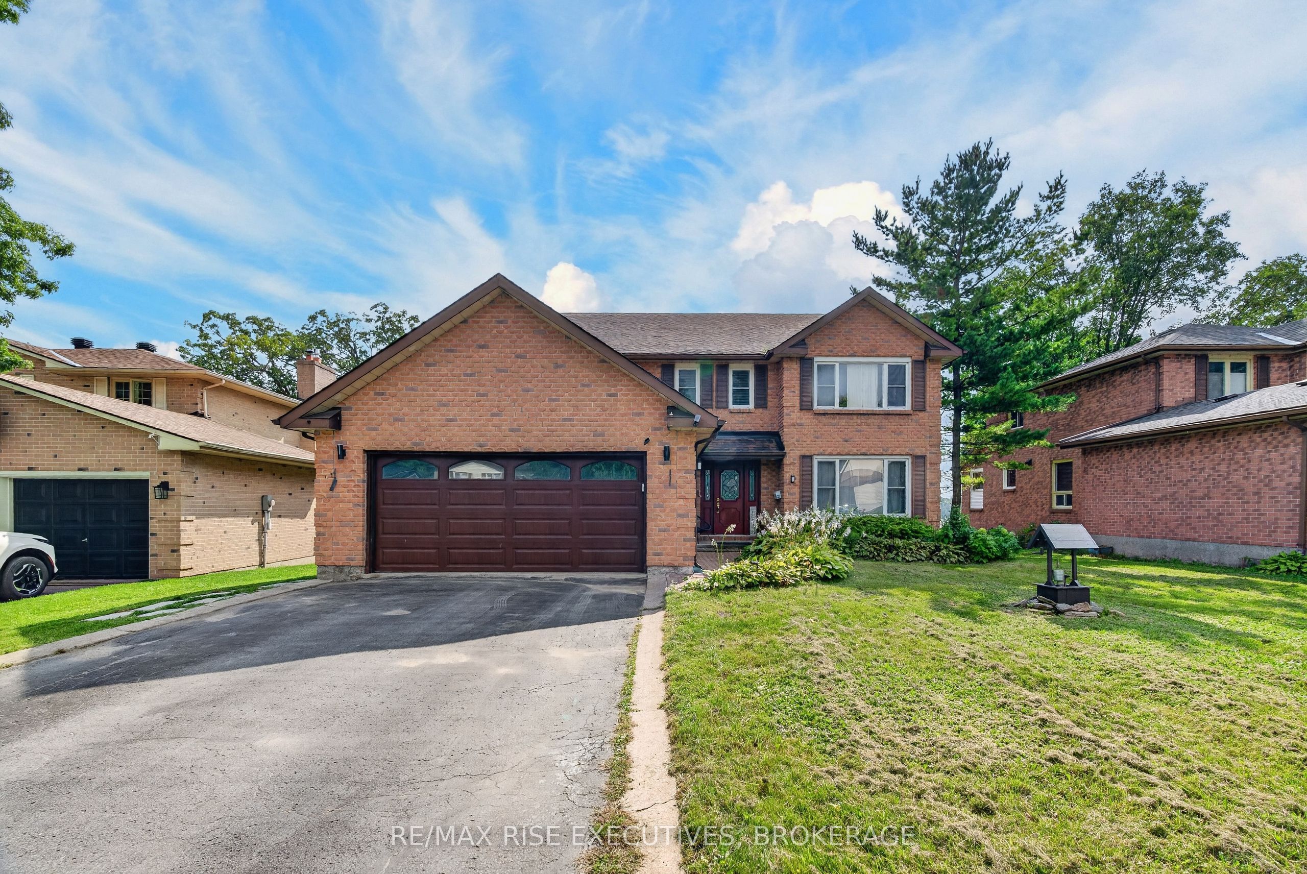 601 Forest Hill Drive Property Photo 3