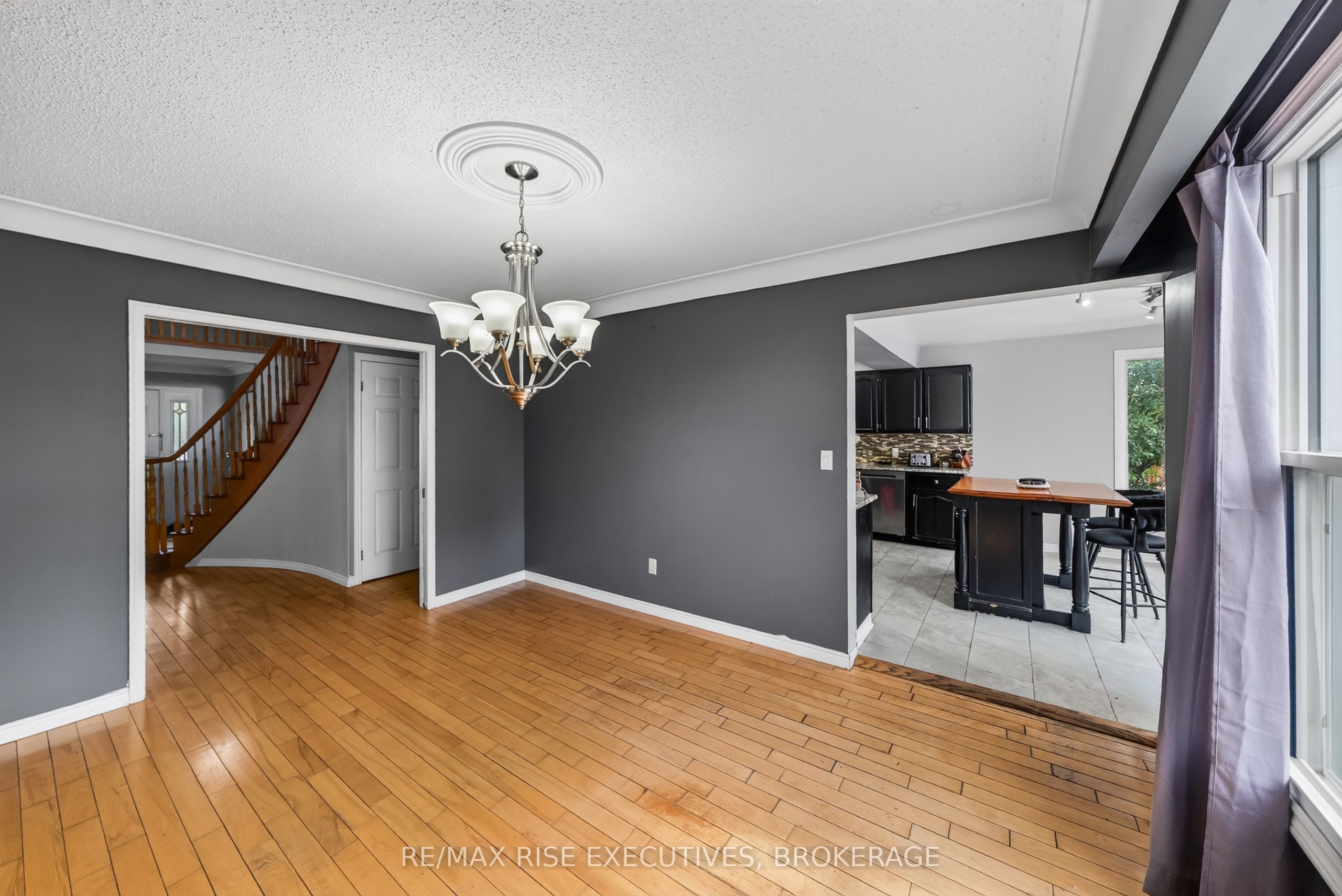 601 Forest Hill Drive Property Photo 12