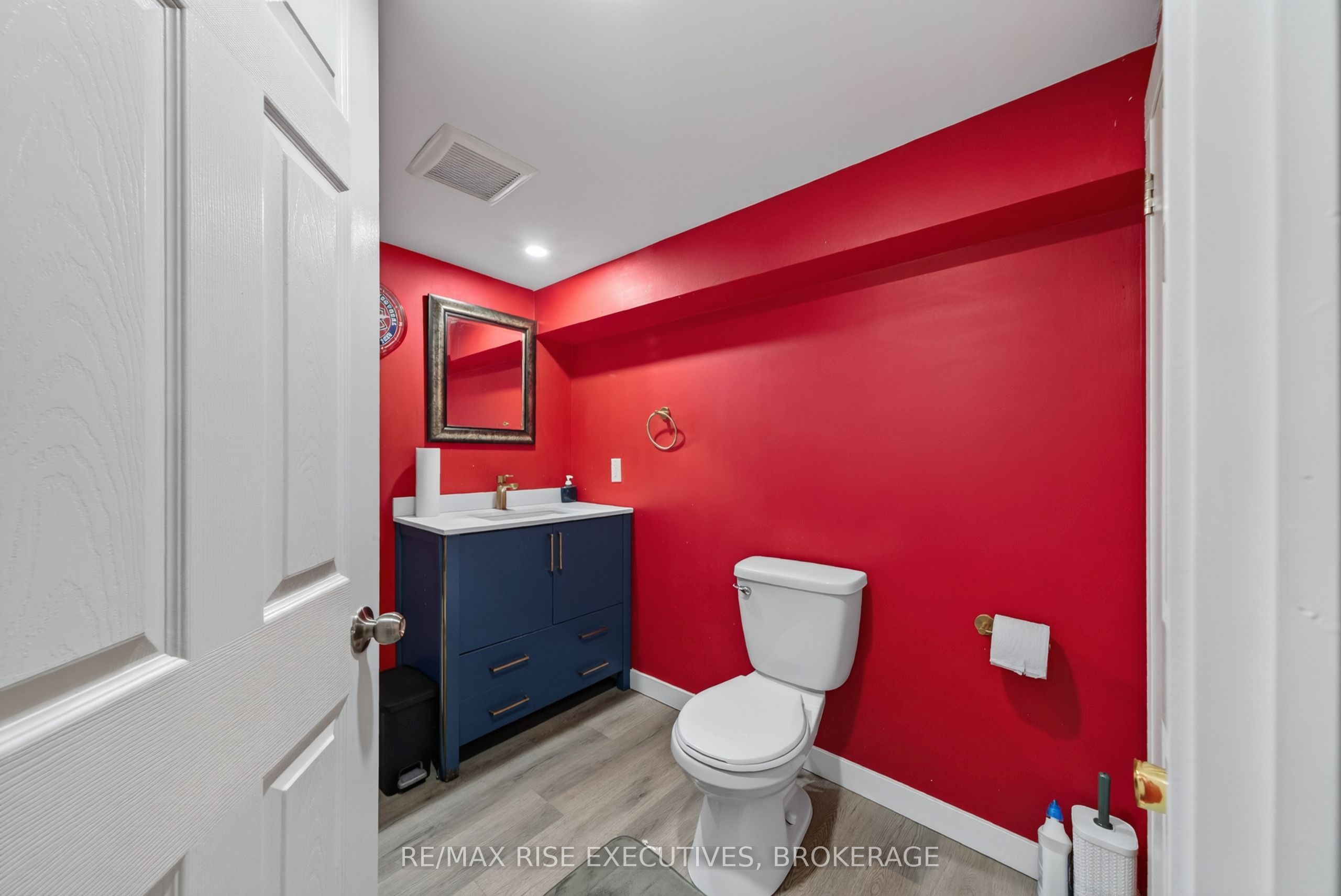 601 Forest Hill Drive Property Photo 38