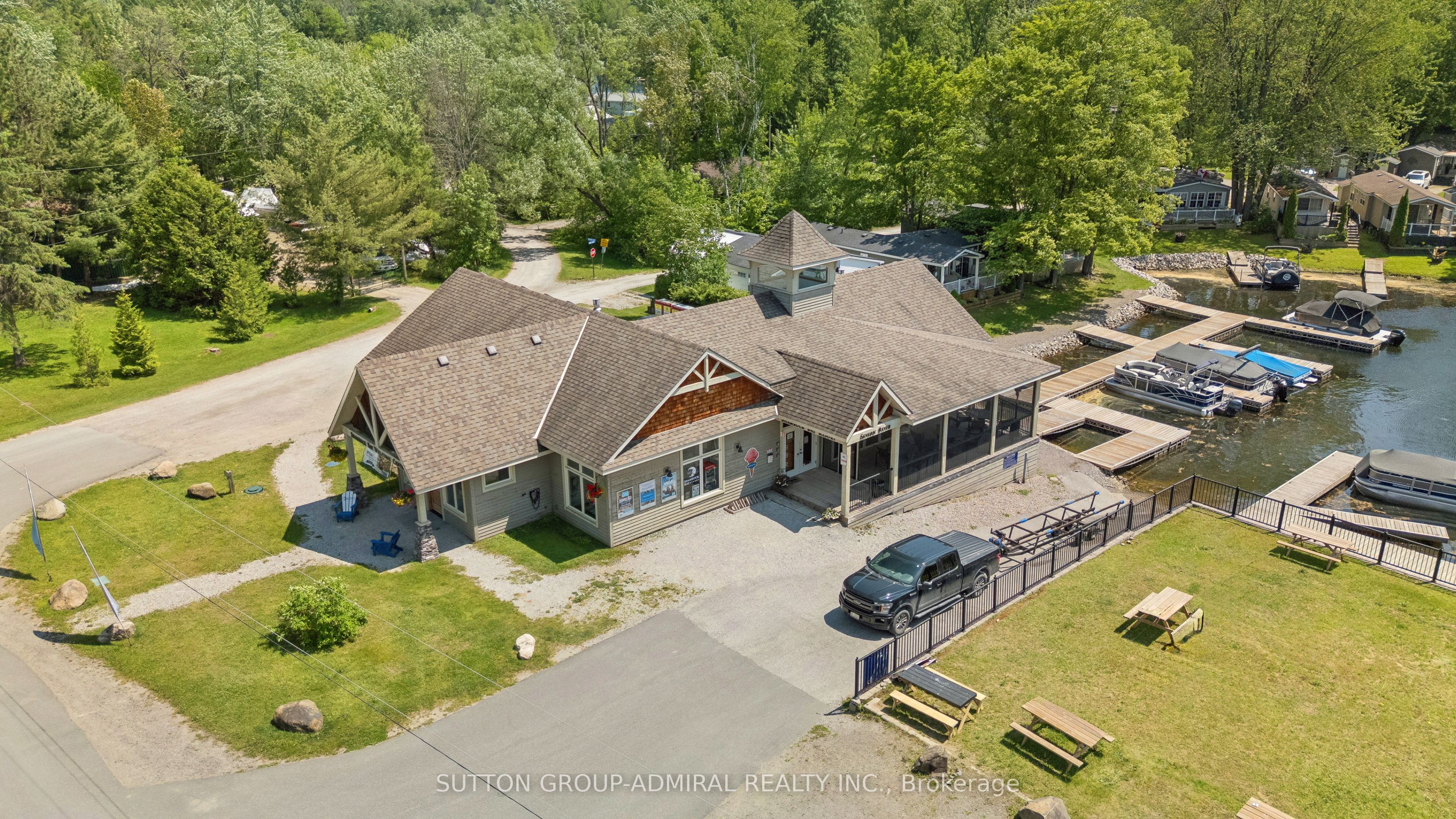 1082 Shamrock Marina Road 70 Property Photo 1