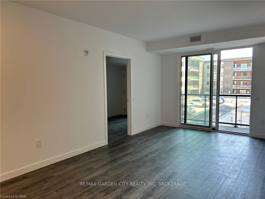 7549b Kalar Road 213 Property Photo 8
