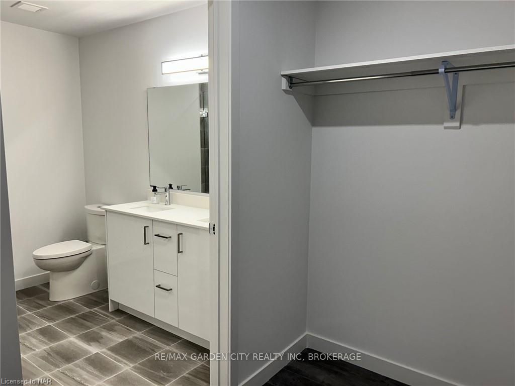 7549b Kalar Road 213 Property Photo 15