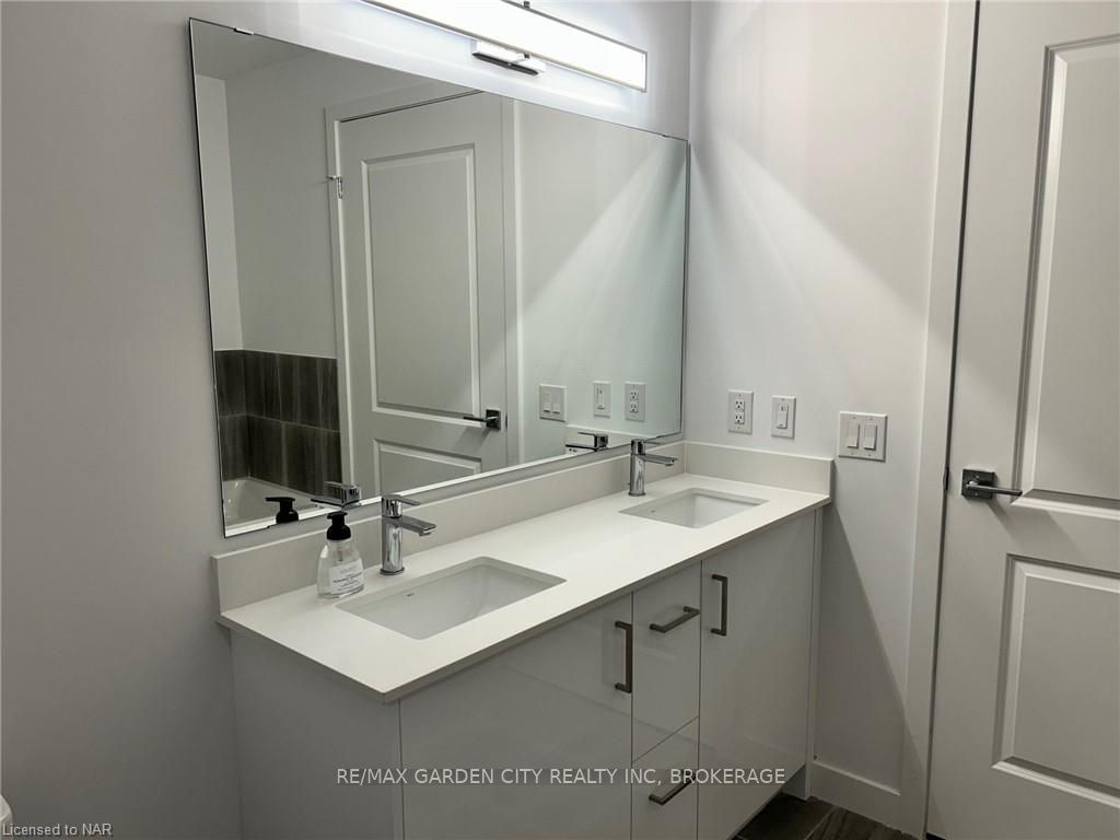7549b Kalar Road 213 Property Photo 17