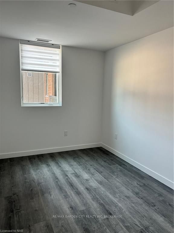7549b Kalar Road 213 Property Photo 24