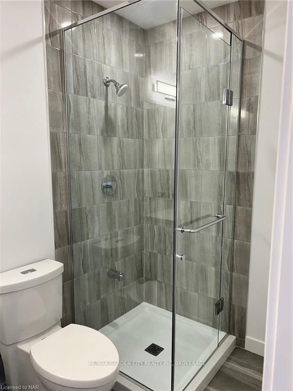 7549b Kalar Road 213 Property Photo 28