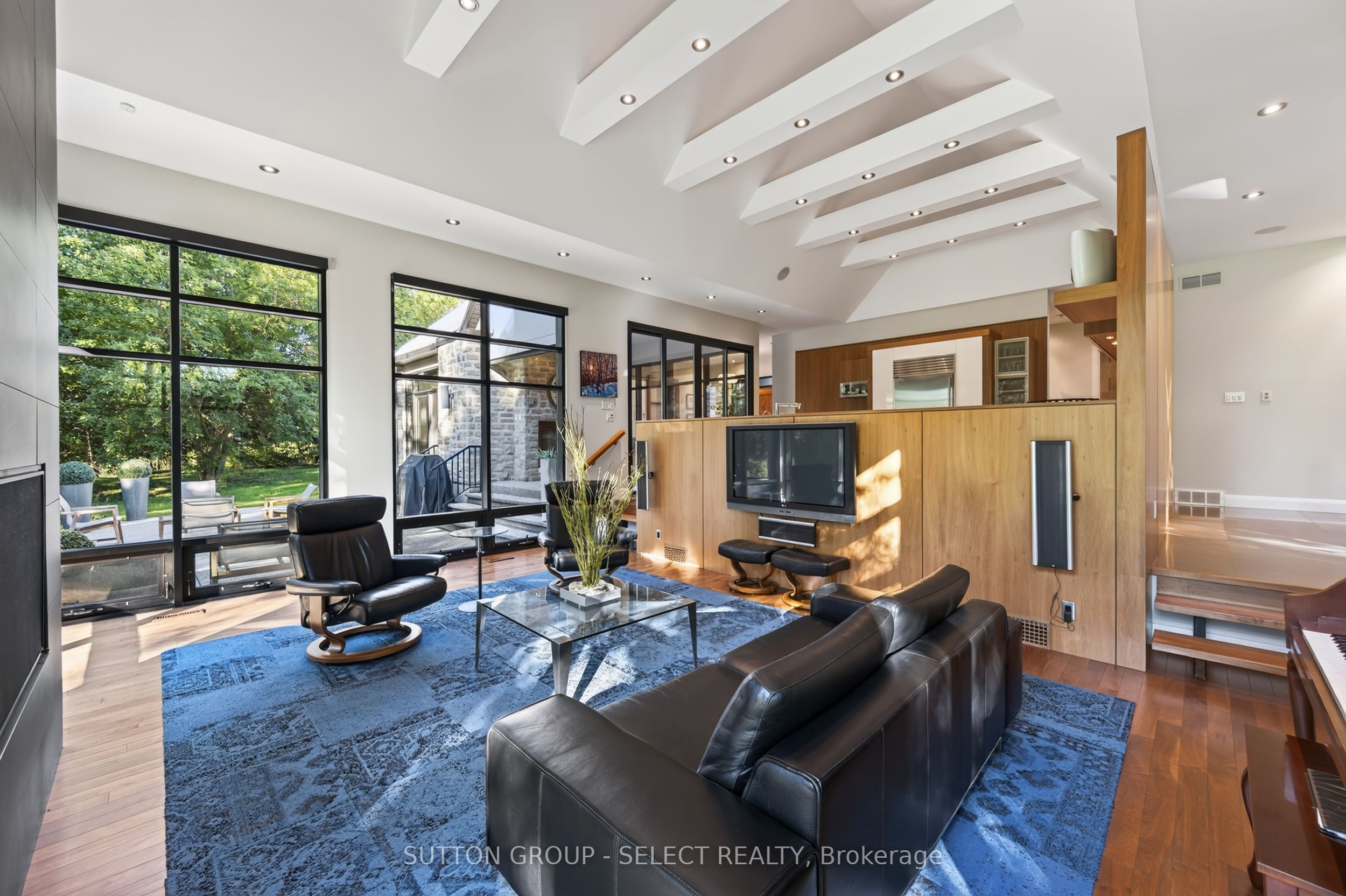756 Riverside Drive 6 Property Photo 10