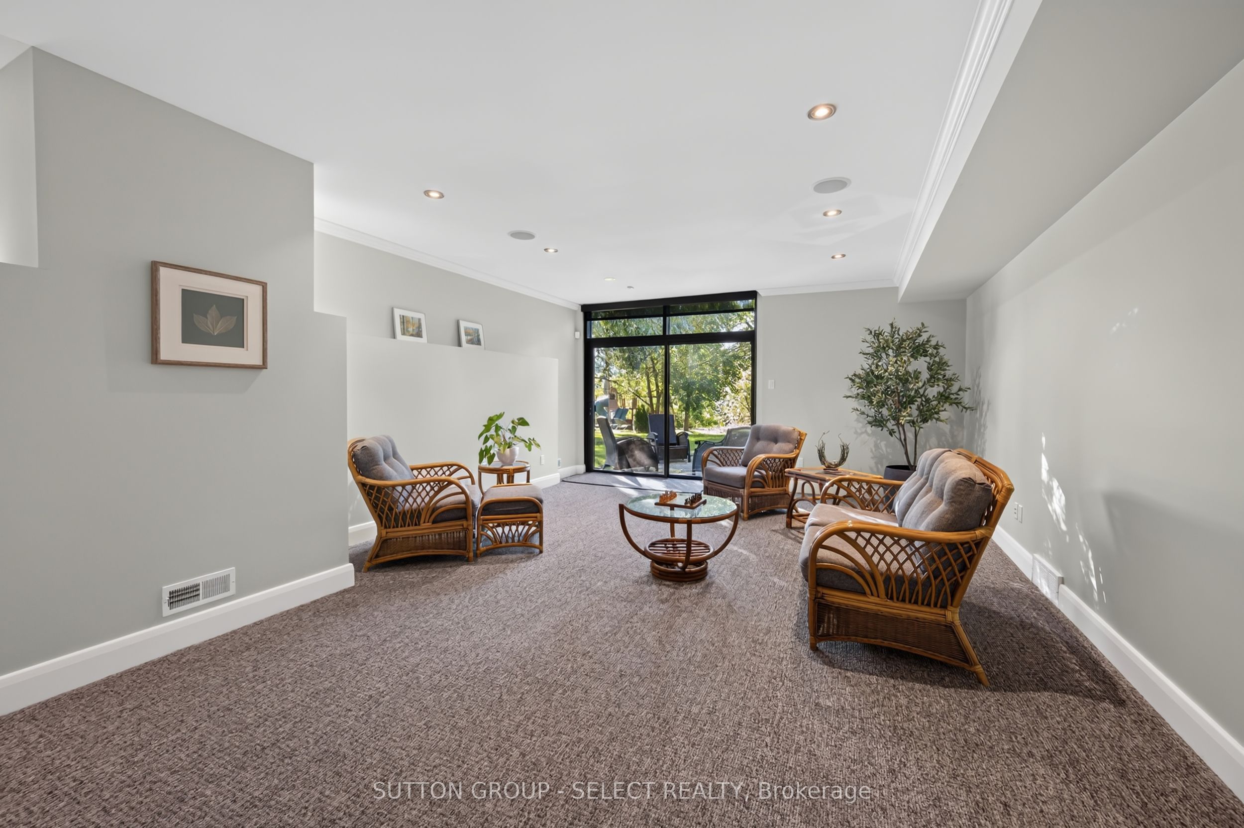 756 Riverside Drive 6 Property Photo 37