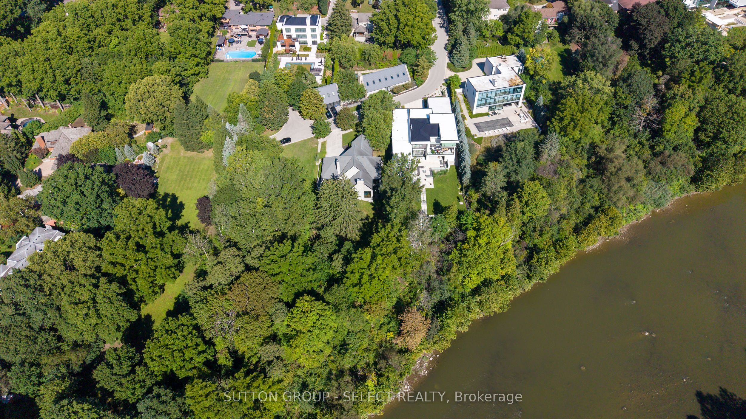 756 Riverside Drive 6 Property Photo 44