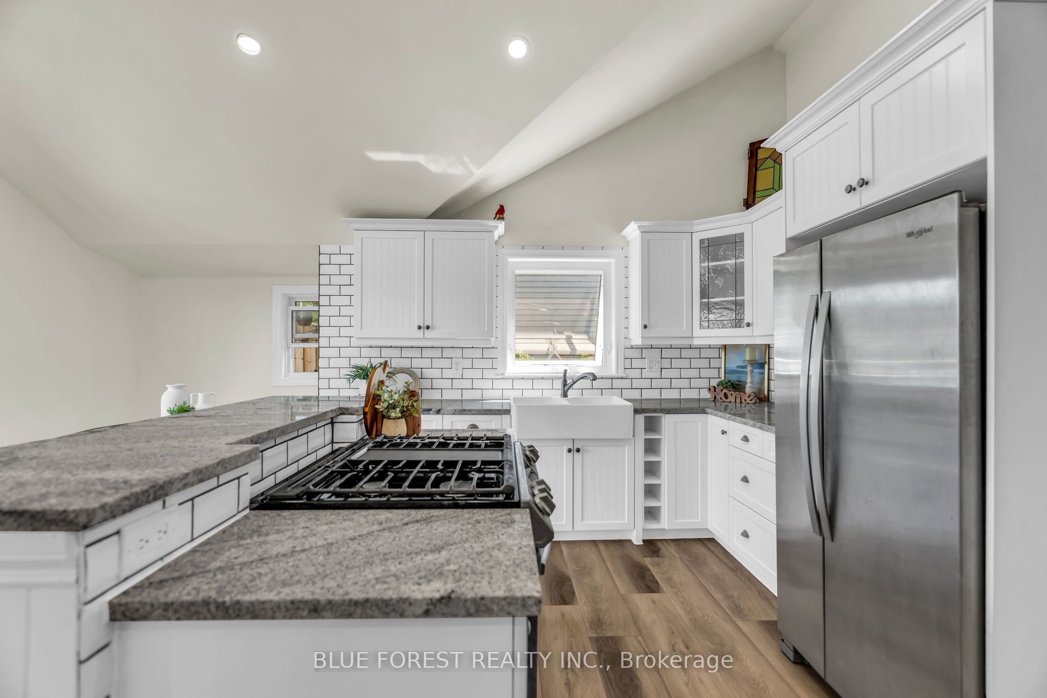 213 William Street Property Photo 15
